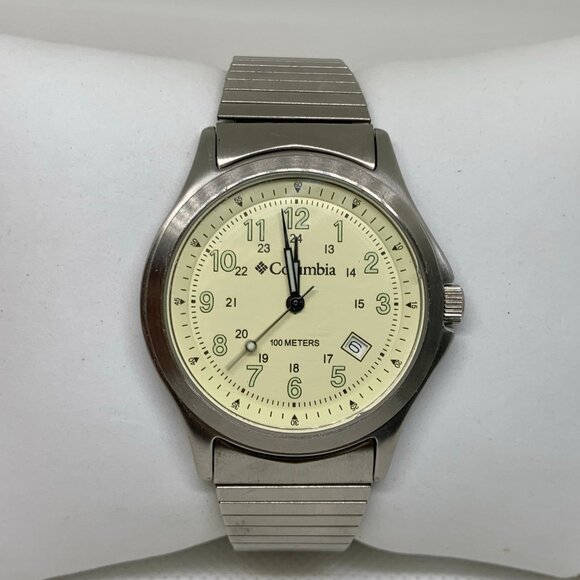 Columbia men date watch analog Quartz 38mm round case silver tone 100MWR running - Picture 1 of 7